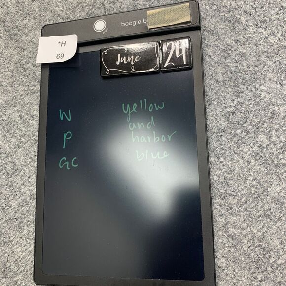 Nike Short Womens XS Extra Small Yellow Harbor Blue Running Dri Fit Livestrong - Picture 11 of 12